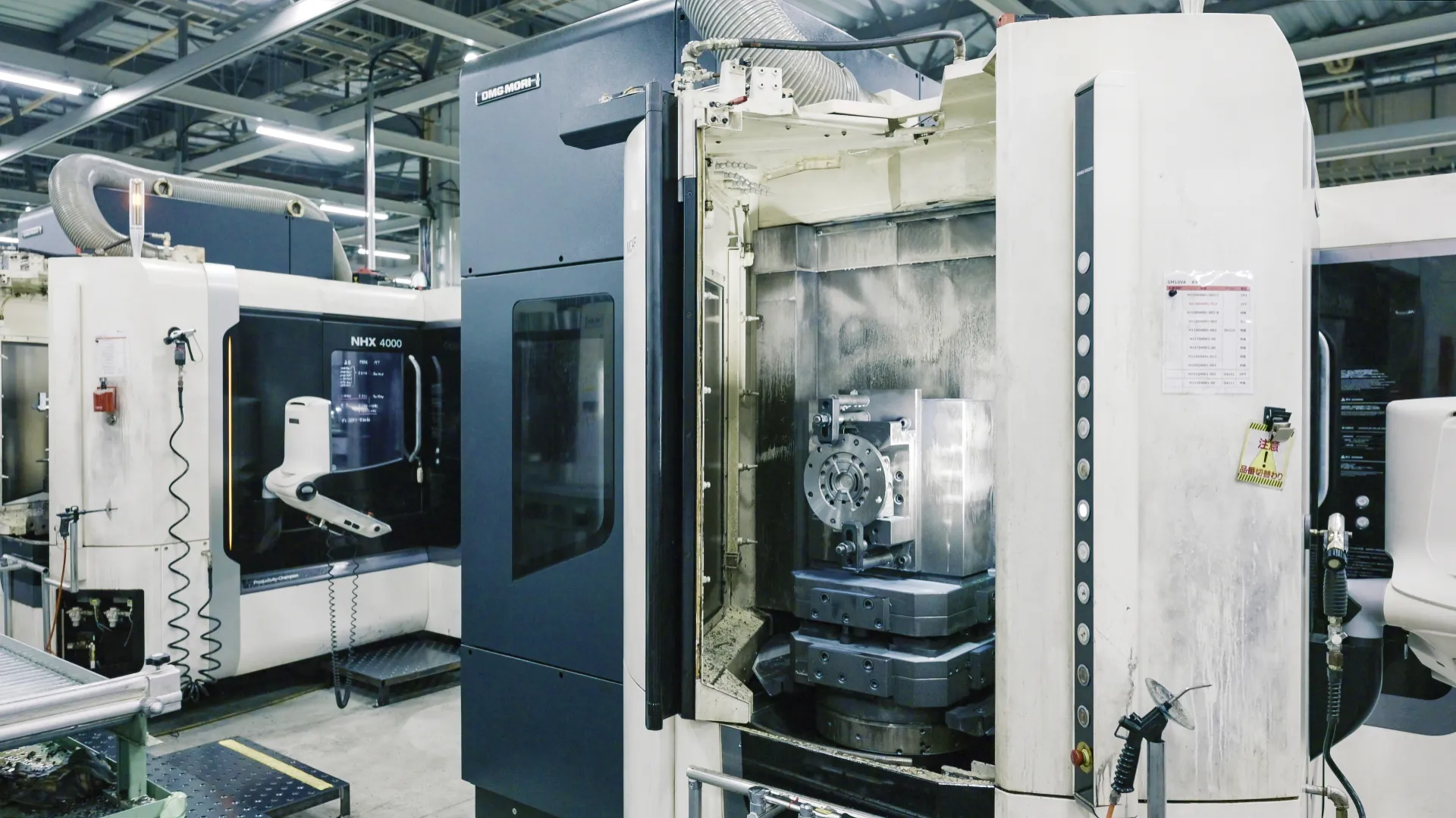 本社工場 加工作業